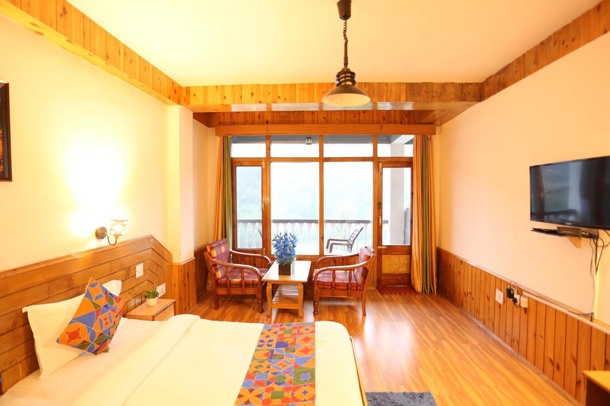 Hotel Surbhi Vashist Esterno foto
