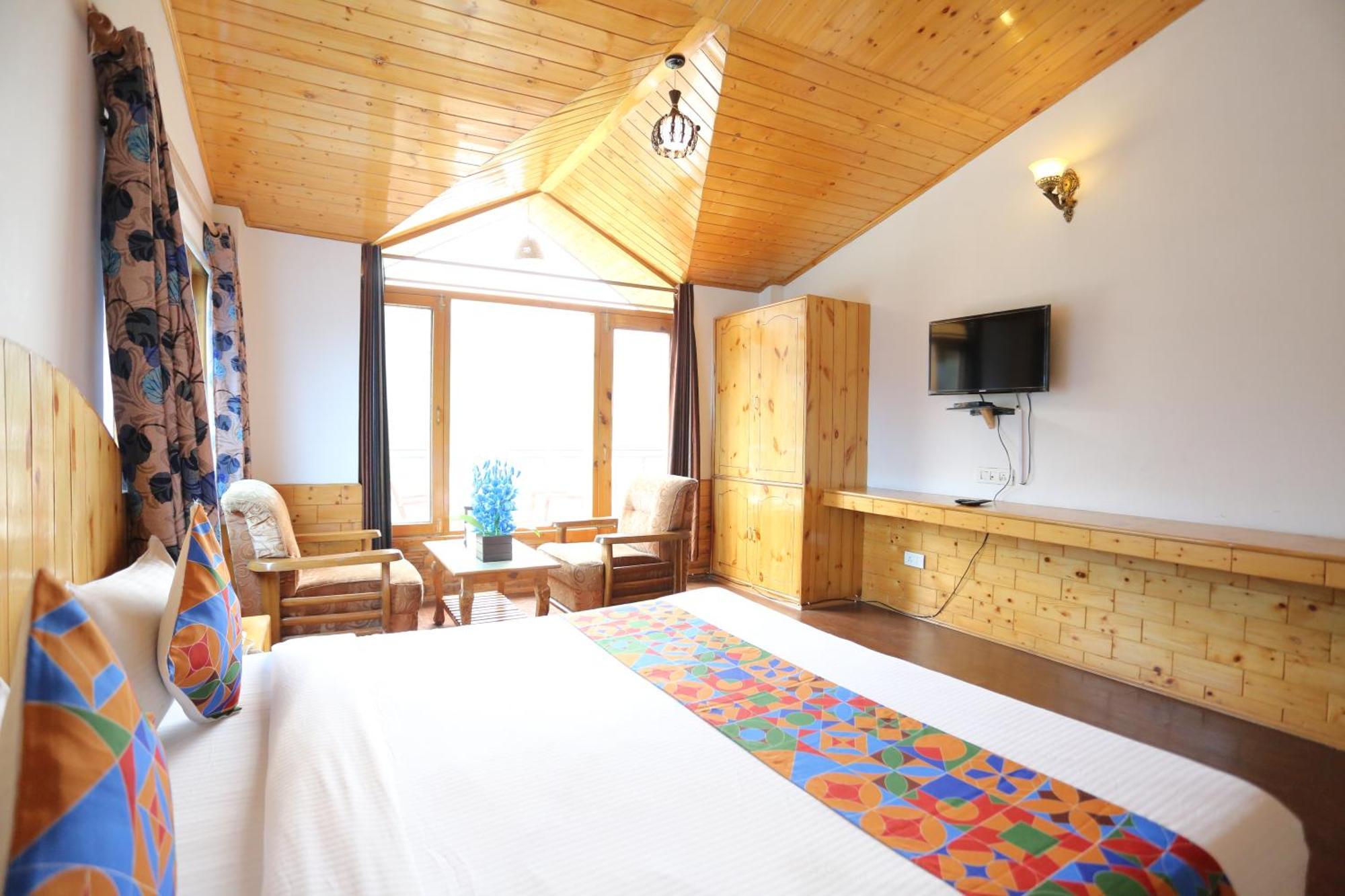 Hotel Surbhi Vashist Esterno foto