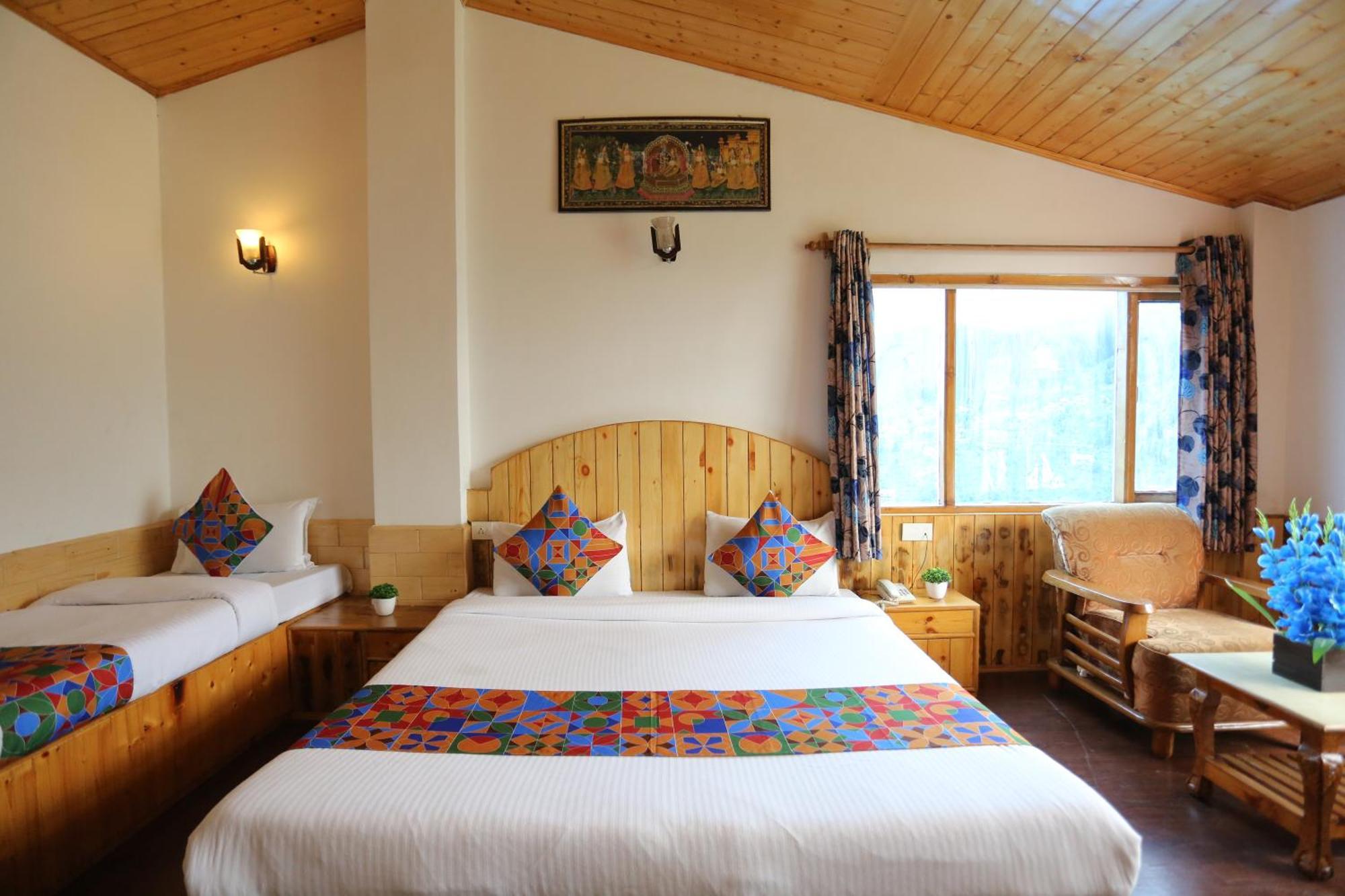 Hotel Surbhi Vashist Esterno foto