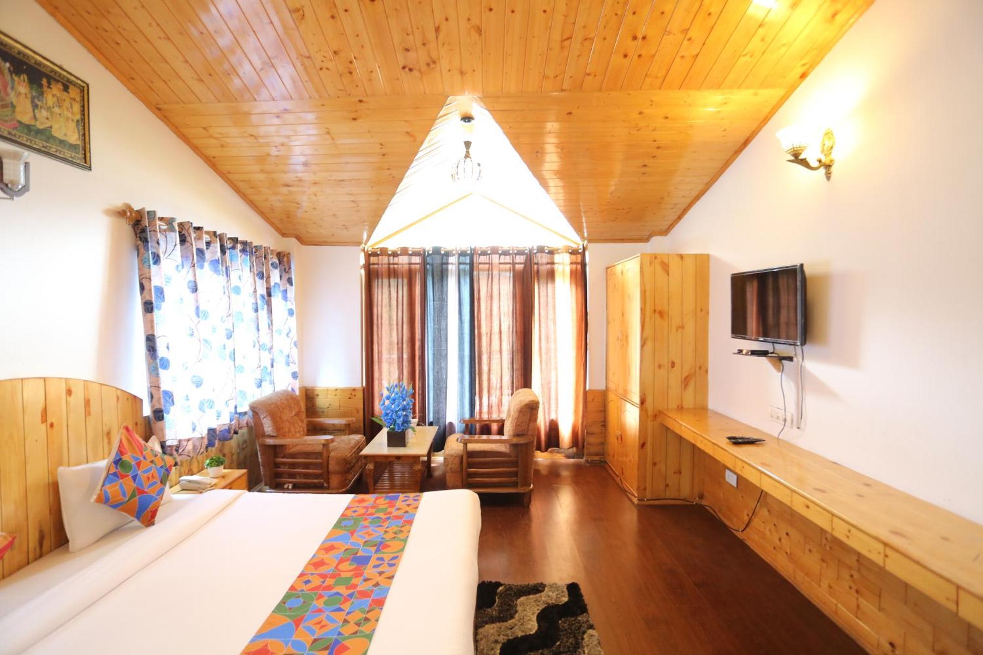 Hotel Surbhi Vashist Esterno foto